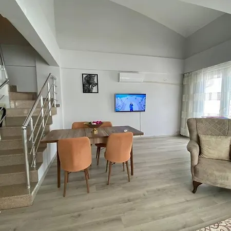 Lovely 3 Bedrooms Luxury Apt With Pool And Gym