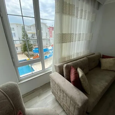 Apartment Lovely 3 Bedrooms Luxury Apt With Pool And Gym *